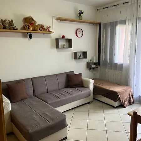 10 Minuti Dal Di Garda E Da Gardaland Apartment